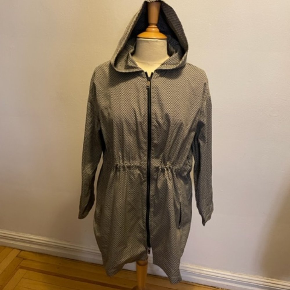 Unique Uterque lightweight unlined printed hooded parka
